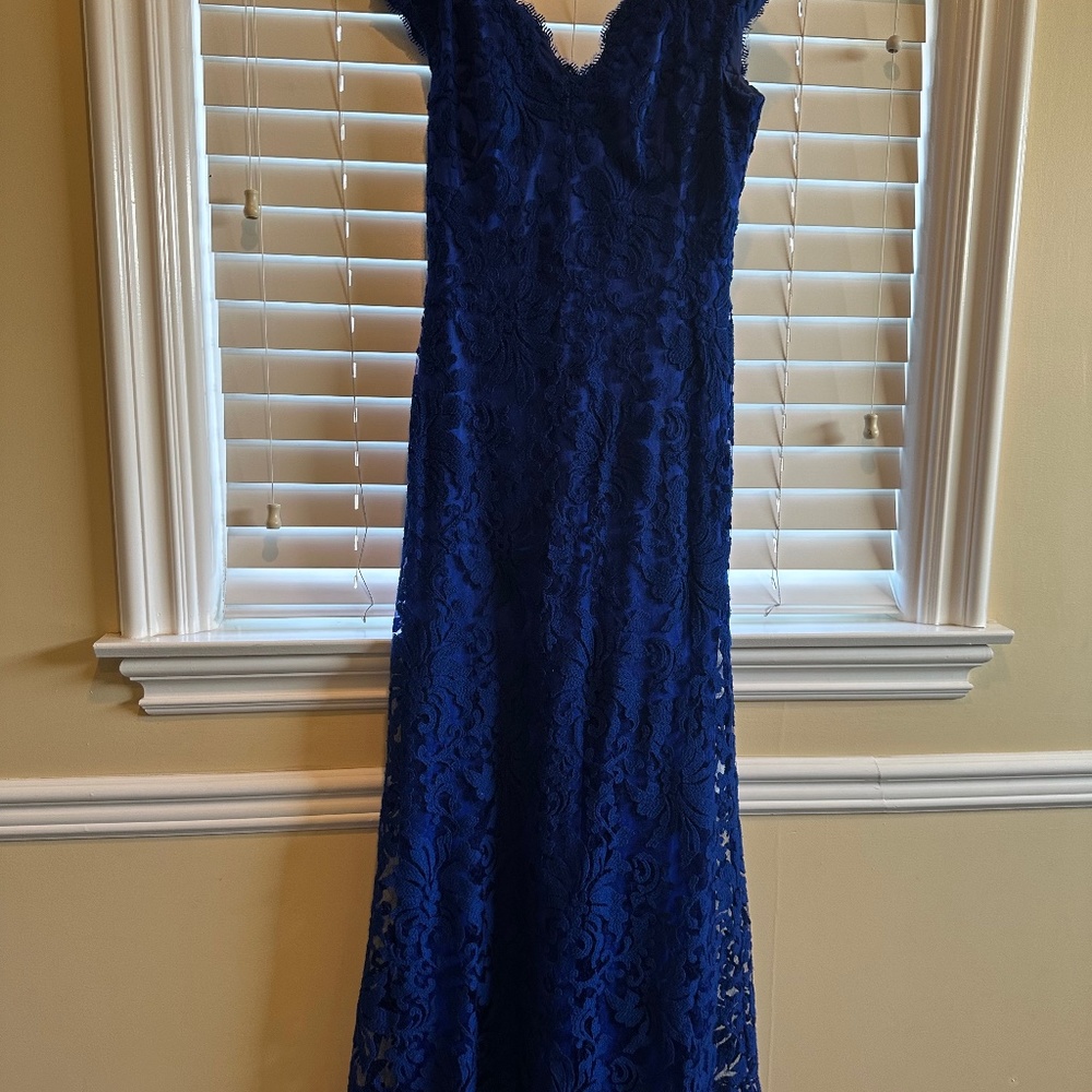 Tadashi Shoji gown